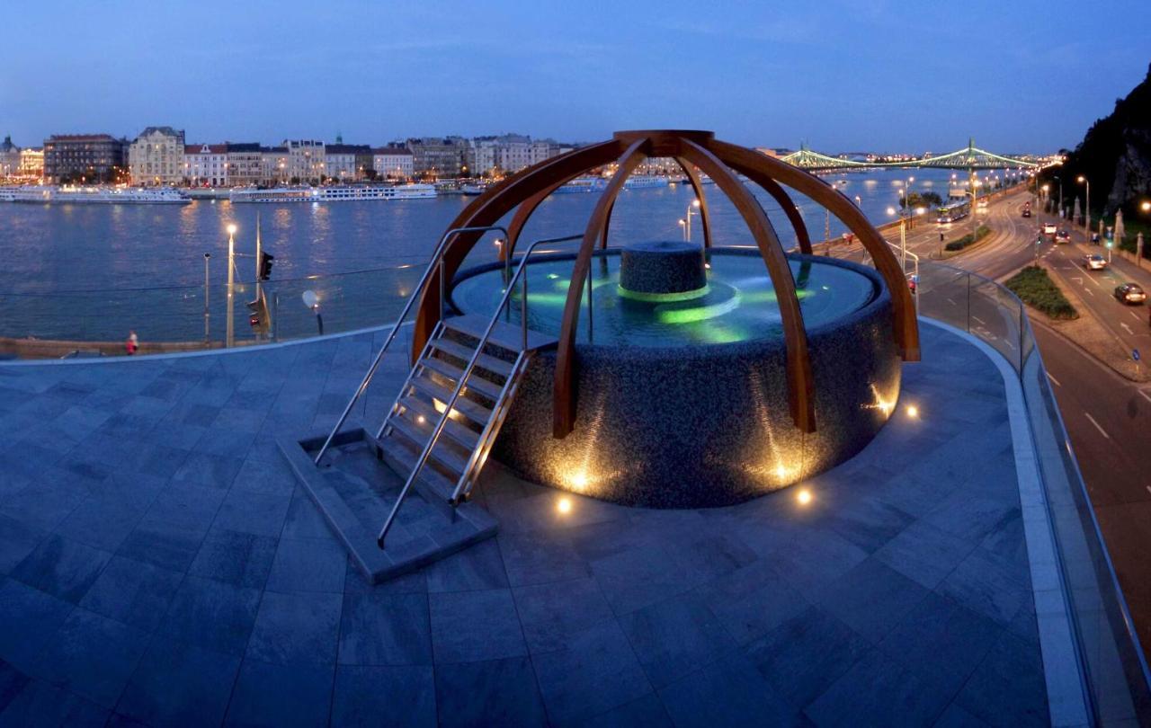 Chill On The Screened Balcony-Budapest Most Historic Landmarks Exterior photo